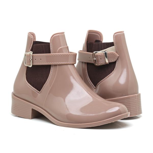 Bota Fivela PVC Moderna Elegante Casual Confortável Macia Leve Versátil Estilosa